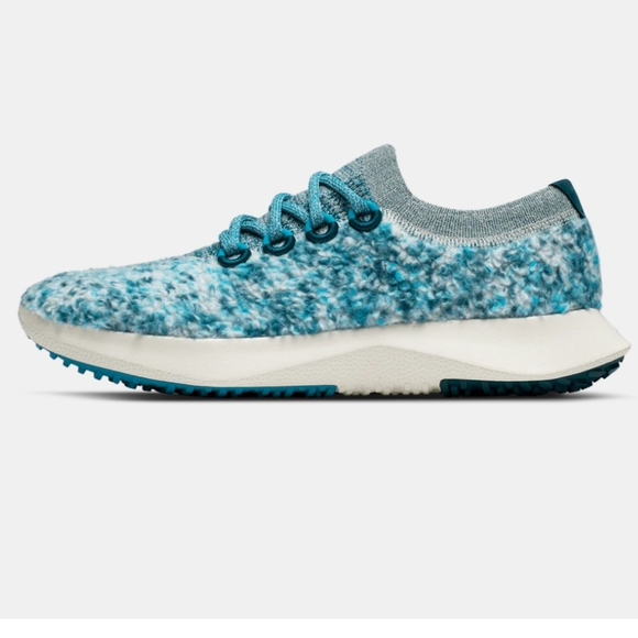 ⭐ Allbirds Women's Wool Dasher Fluffs - Picture 3 of 10